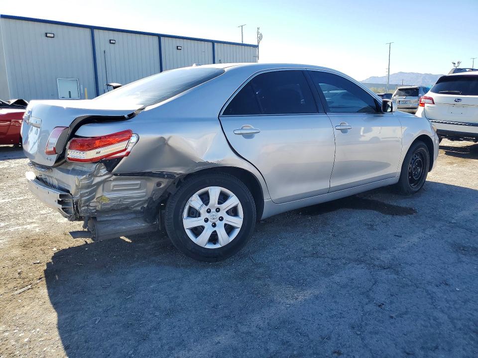 2010 Toyota Camry მანქანა იყიდება აუქციონზე, vin: 4T4BF3EK9AR076086, აუქციონის ნომერი: 58041906