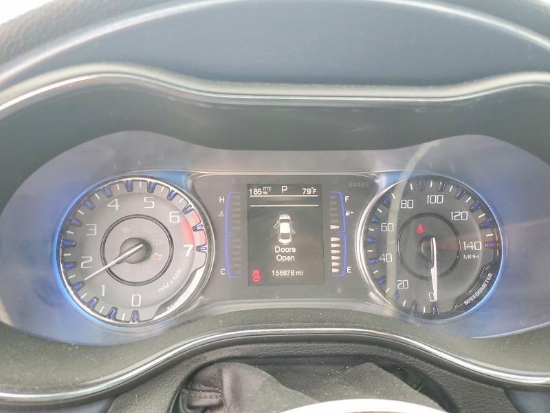 Продаж на аукціоні авто 2015 Chrysler 200, vin: 1C3CCCBB7FN749172, номер лоту: 55163266