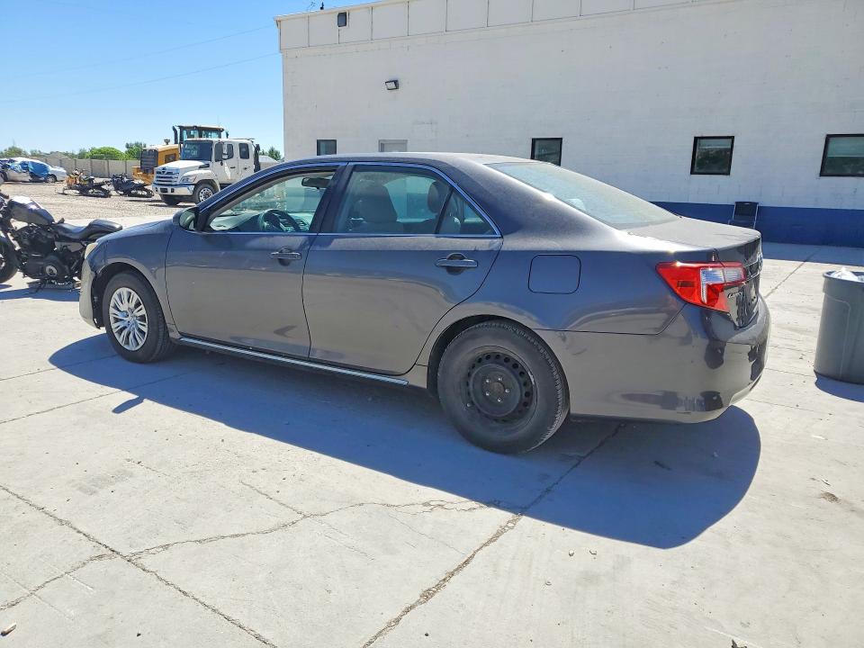 57370476 :رقم المزاد ، 4T4BF1FK2DR281885 vin ، 2013 Toyota Camry مزاد بيع