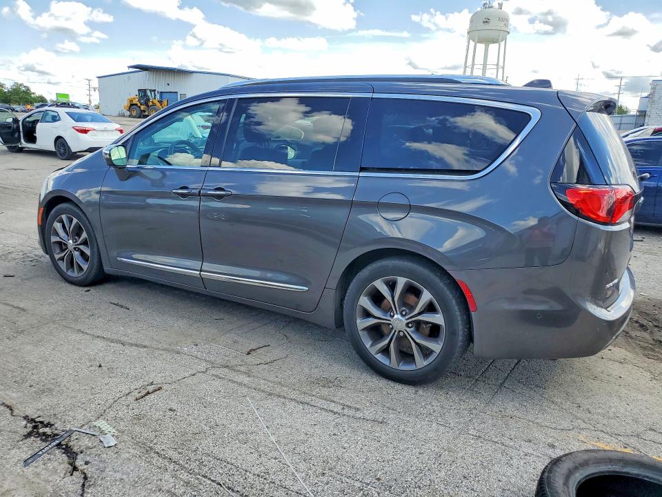 Продажа на аукционе авто 2017 Chrysler Pacifica, vin: 2C4RC1GG0HR744982, номер лота: 58334106