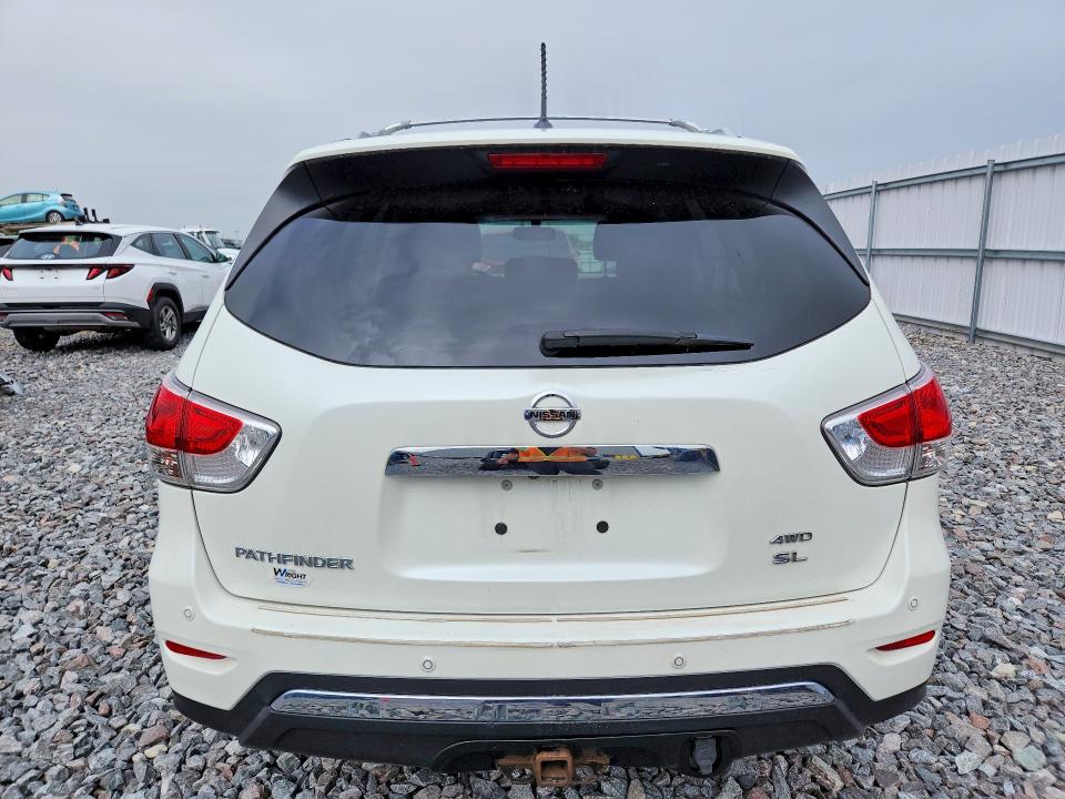 56751486 :رقم المزاد ، 5N1AR2MM7FC608278 vin ، 2015 Nissan Pathfinder مزاد بيع