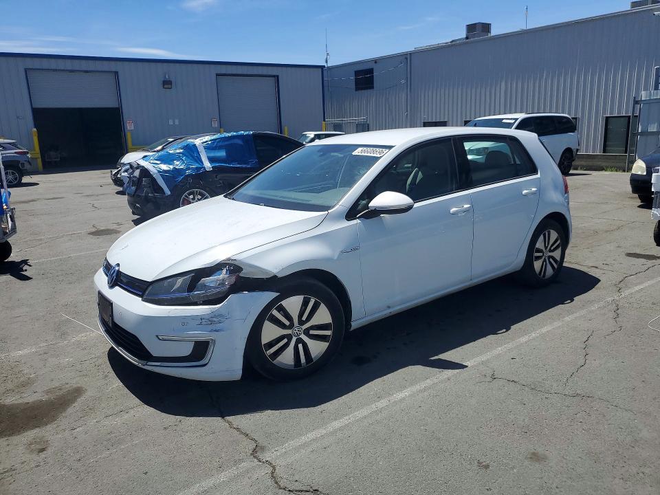 2015 Volkswagen E-golf მანქანა იყიდება აუქციონზე, vin: WVWPP7AU2FW901915, აუქციონის ნომერი: 56608696