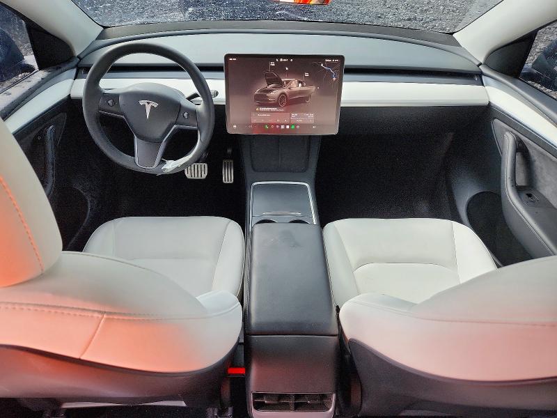 57691236 :رقم المزاد ، 7SAYGDEF8PF806850 vin ، 2023 Tesla Model Y مزاد بيع