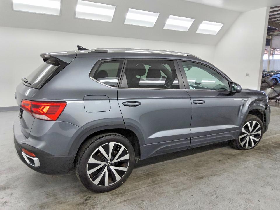 56810036 :رقم المزاد ، 3VVSX7B27RM051003 vin ، 2024 Volkswagen Taos مزاد بيع