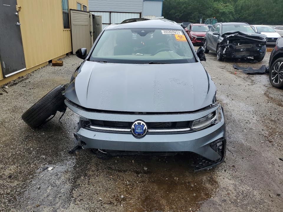 55935296 :رقم المزاد ، 3VWBX7BU4SM108244 vin ، 2025 Volkswagen Jetta مزاد بيع