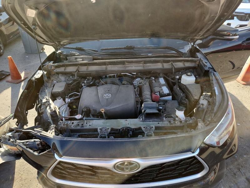 Продажа на аукционе авто 2022 Toyota Highlander, vin: 5TDHZRBH1NS245443, номер лота: 57923426