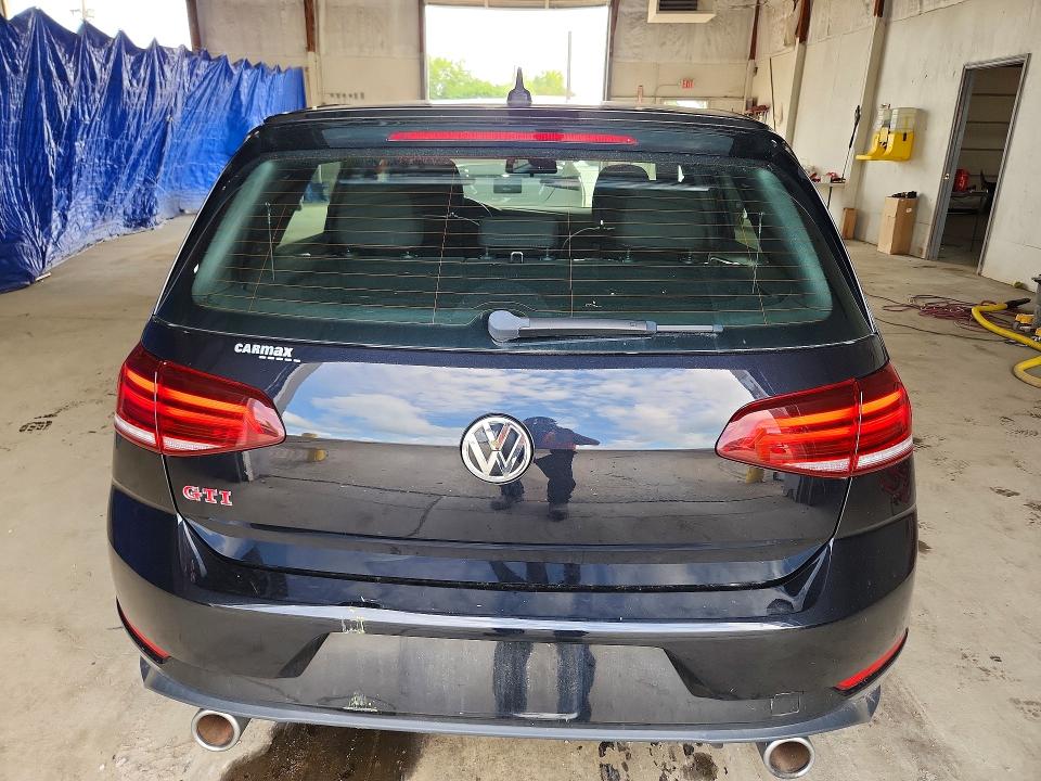 97681895 :رقم المزاد ، 3VW5T7AU3MM009847 vin ، 2021 Volkswagen Gti مزاد بيع