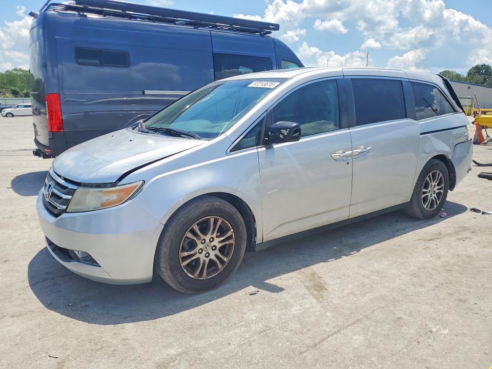 57215676 :رقم المزاد ، 5FNRL5H61DB045783 vin ، 2013 Honda Odyssey مزاد بيع