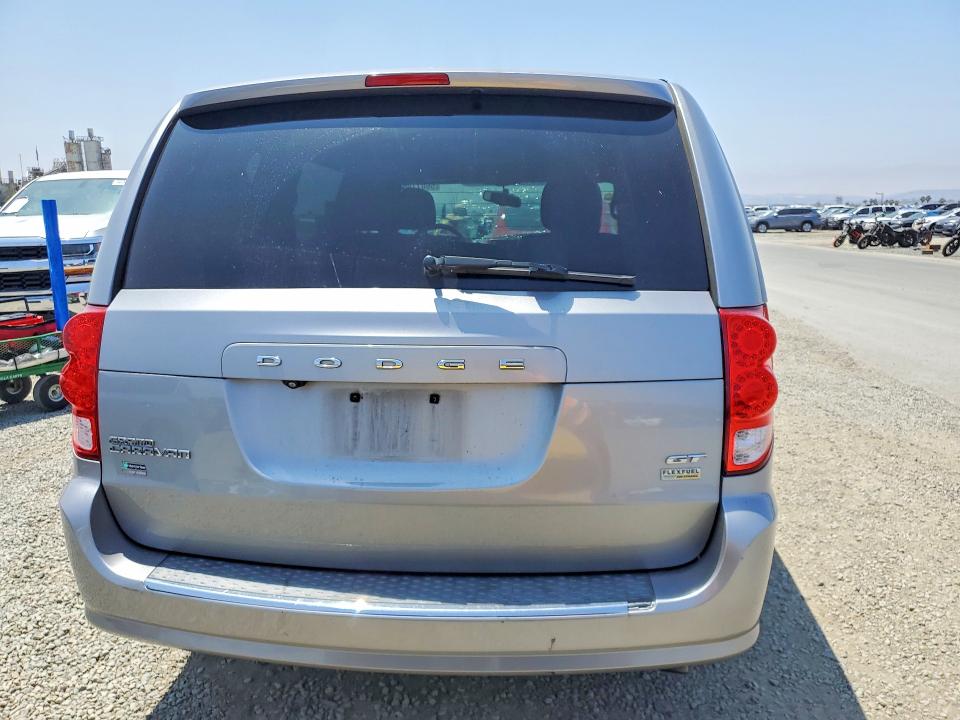 56077966 :رقم المزاد ، 2C4RDGEG0JR220028 vin ، 2018 Dodge Grand Caravan مزاد بيع