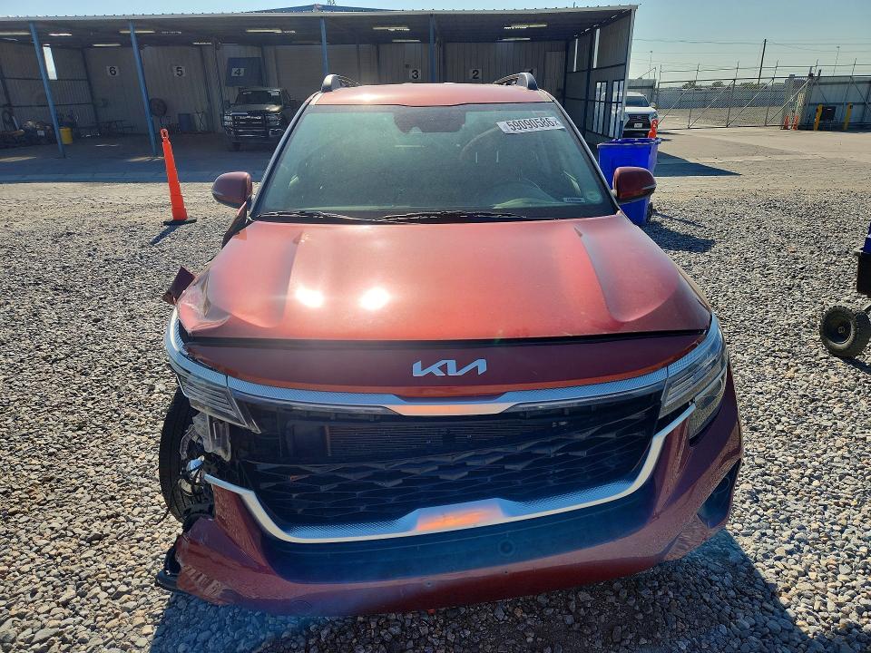 59090586 :رقم المزاد ، KNDEUCA28N7281426 vin ، 2022 Kia Seltos مزاد بيع