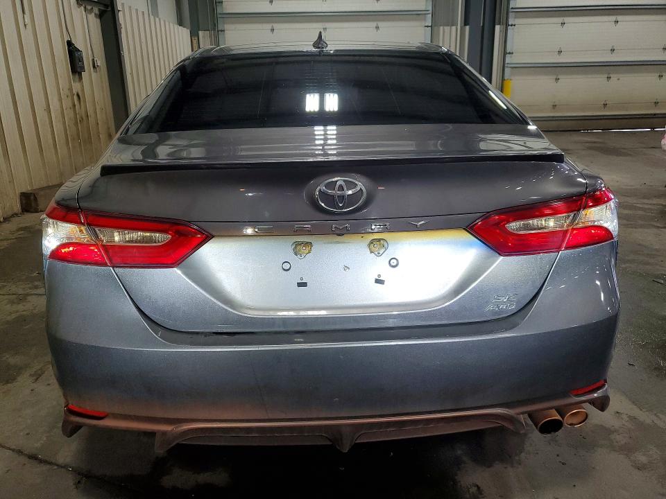 2020 Toyota Camry მანქანა იყიდება აუქციონზე, vin: 4T1G11BK9LU015847, აუქციონის ნომერი: 55918036