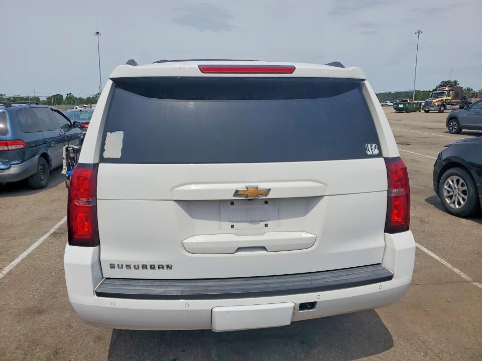 Продаж на аукціоні авто 2016 Chevrolet Suburban, vin: 1GNSKHKC8GR420238, номер лоту: 56867536