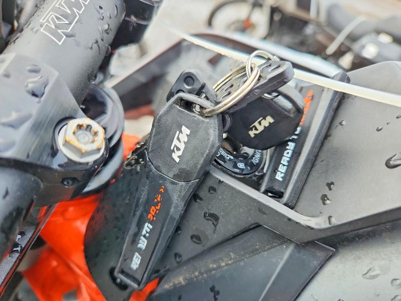56690726 :رقم المزاد ، VBKTU9400LM800583 vin ، 2020 Ktm 890 مزاد بيع