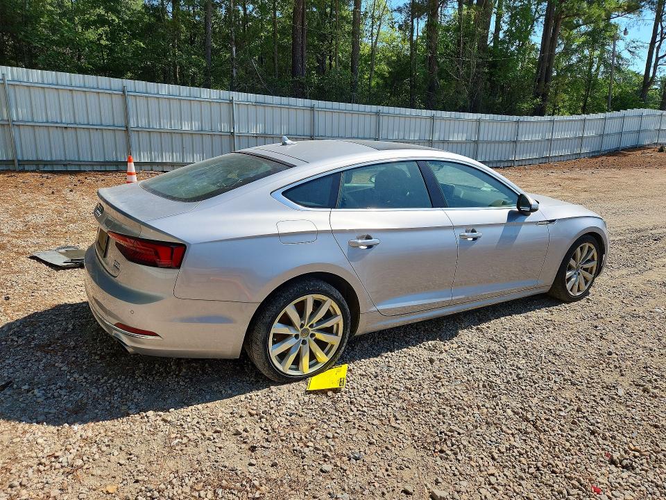 Aukcja sprzedaży 2018 Audi A5, vin: WAUBNCF52JA074995, numer aukcji: 57658016