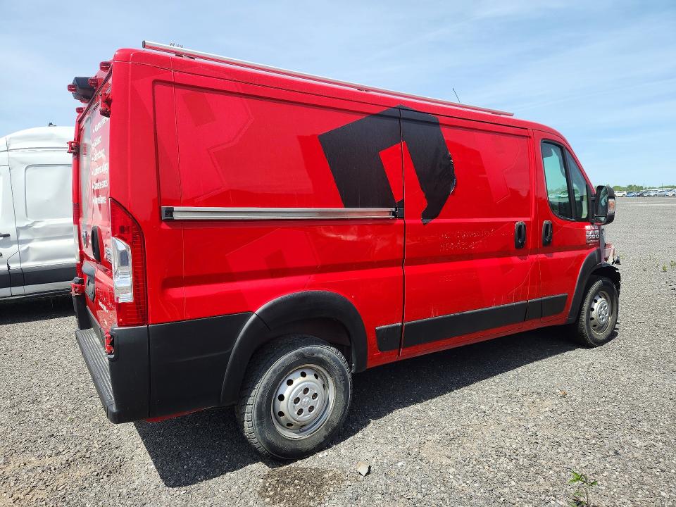 45824466 :رقم المزاد ، 3C6TRVAG1KE526277 vin ، 2019 Ram Promaster 1500 مزاد بيع
