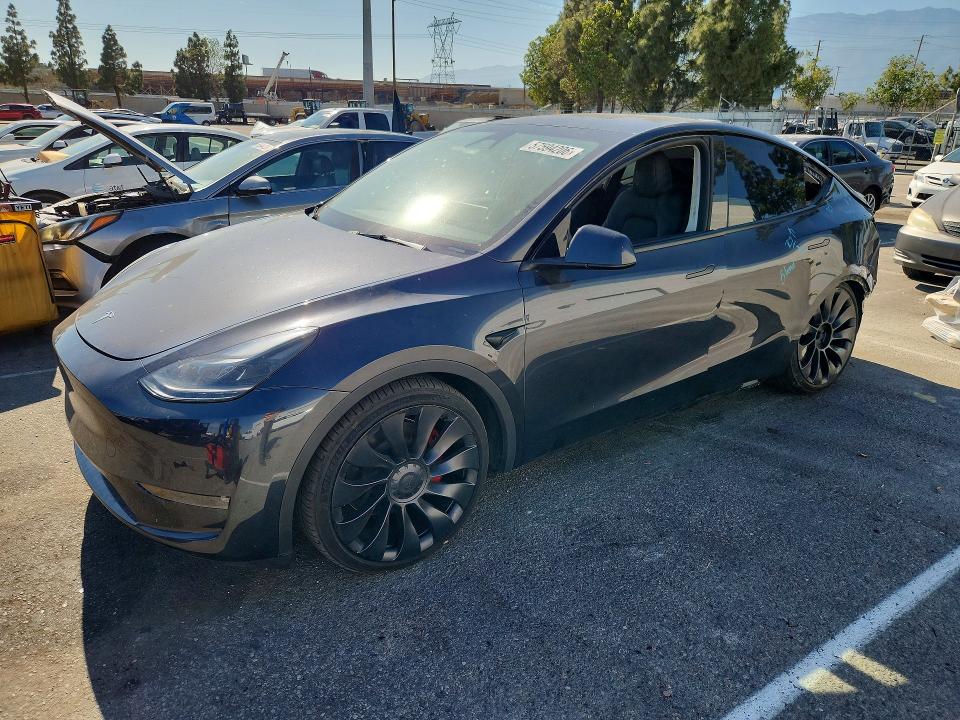 Продажа на аукционе авто 2024 Tesla Model Y, vin: 7SAYGDEFXRF020194, номер лота: 57594206