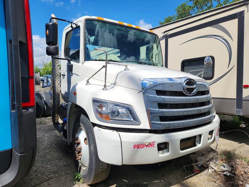Auction sale of the 2014 Hino Hino 338, vin: 5PVNV8JP6E4S50215, lot number: 57837646