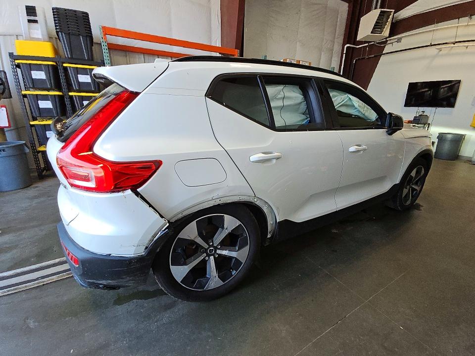 2025 Volvo Xc40 მანქანა იყიდება აუქციონზე, vin: YV4L12UC4S2488433, აუქციონის ნომერი: 58563836