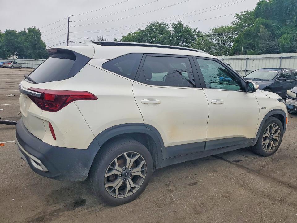 56731766 :رقم المزاد ، KNDERCAA5P7420875 vin ، 2023 Kia Seltos مزاد بيع
