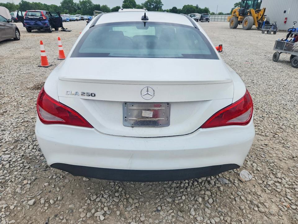 57516676 :رقم المزاد ، WDDSJ4EB2KN752236 vin ، 2019 Mercedes-benz Cla مزاد بيع