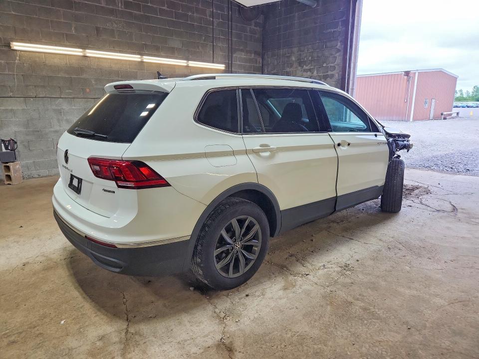 2022 Volkswagen Tiguan მანქანა იყიდება აუქციონზე, vin: 3VV2B7AX7NM126711, აუქციონის ნომერი: 56784126