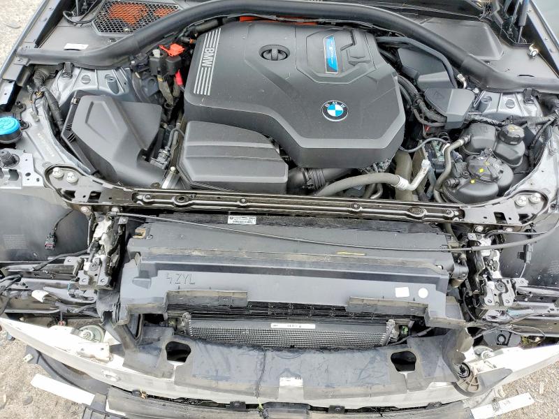 58252826 :رقم المزاد ، 3MW39FF07P8D01696 vin ، 2023 Bmw 330e مزاد بيع