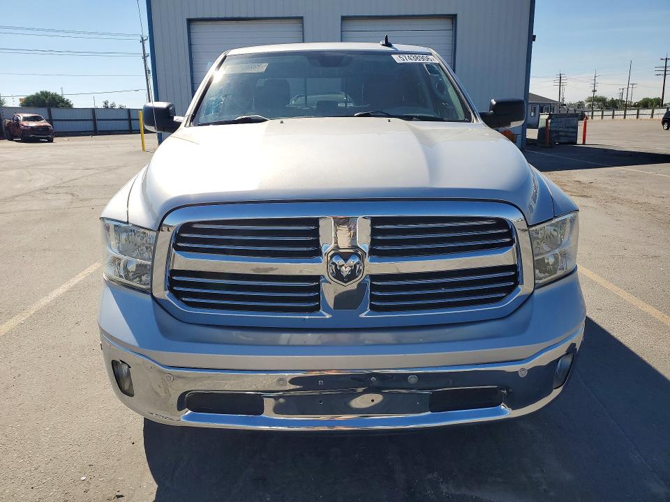 57438906 :رقم المزاد ، 3C6RR7LT2HG640821 vin ، 2017 Ram 1500 مزاد بيع