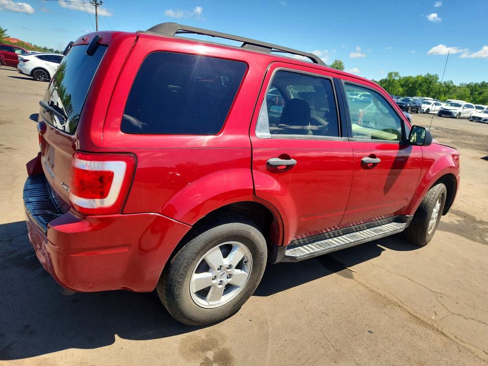 57391016 :رقم المزاد ، 1FMCU93G69KB86140 vin ، 2009 Ford Escape مزاد بيع