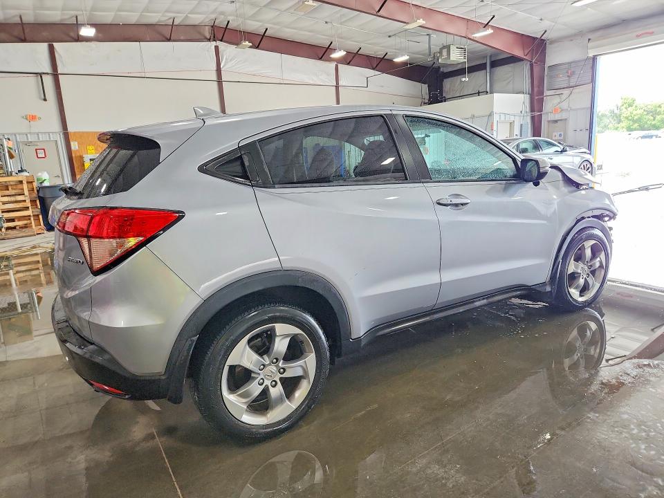 58724156 :رقم المزاد ، 3CZRU6H53HM727666 vin ، 2017 Honda Hr-v مزاد بيع