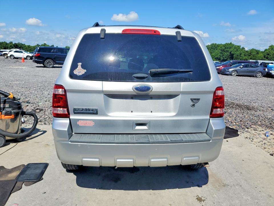 58310666 :رقم المزاد ، 1FMCU9D73BKC22290 vin ، 2011 Ford Escape مزاد بيع