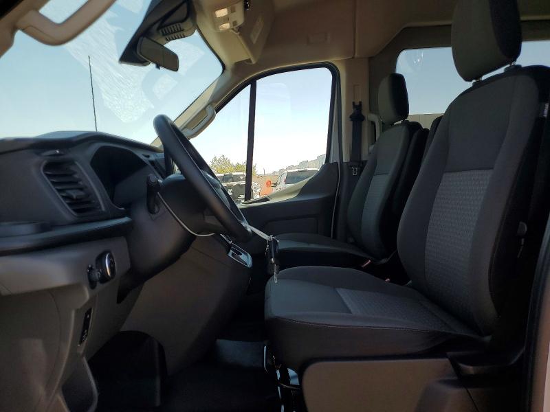 57710546 :رقم المزاد ، 1FBAX2CGXNKA69122 vin ، 2022 Ford Transit مزاد بيع