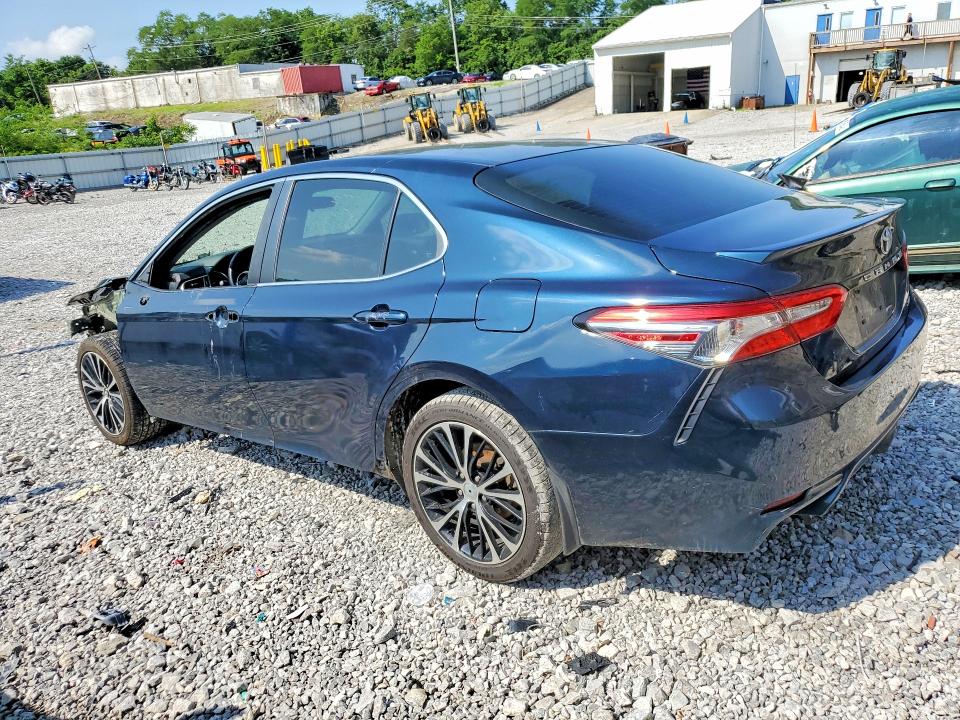 2018 Toyota Camry მანქანა იყიდება აუქციონზე, vin: 4T1B11HK4JU554343, აუქციონის ნომერი: 59079926