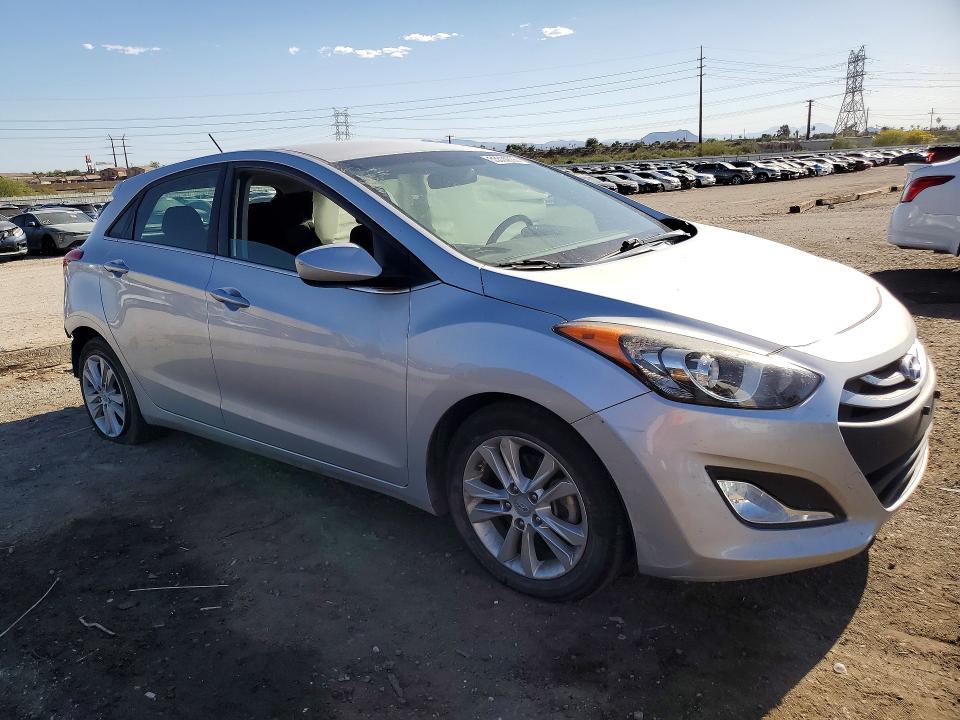 2014 Hyundai Elantra Gt მანქანა იყიდება აუქციონზე, vin: KMHD35LH7EU194674, აუქციონის ნომერი: 55531856