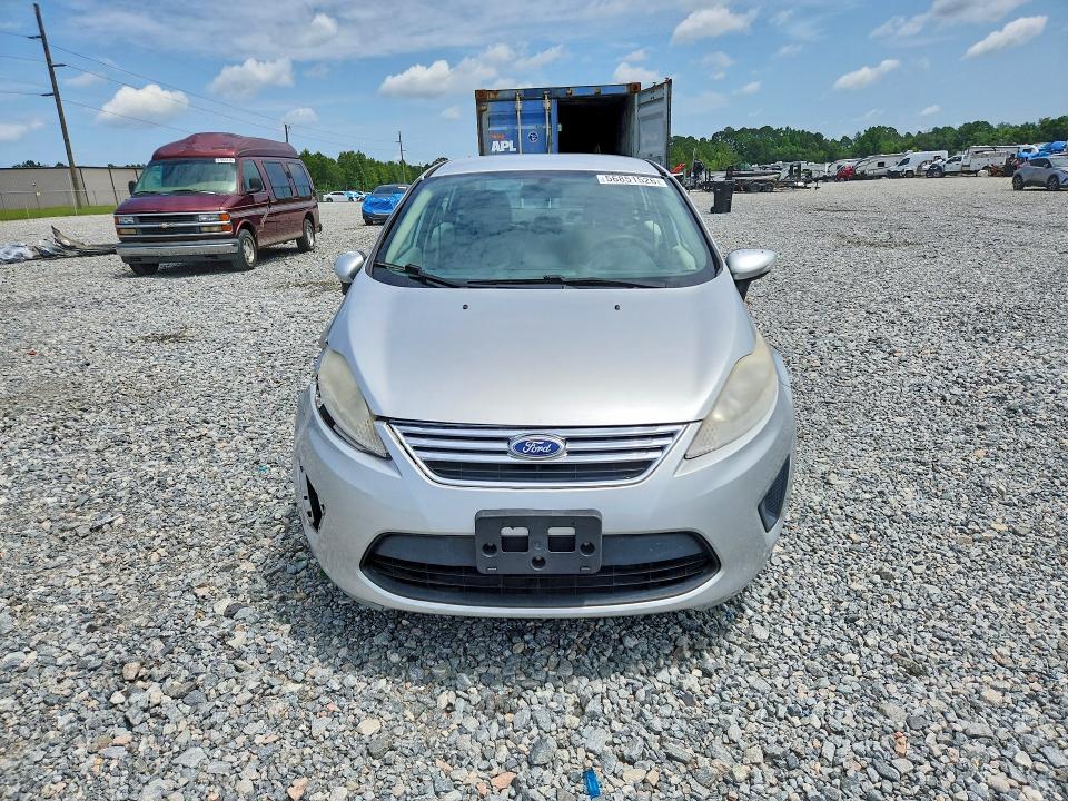 2013 Ford Fiesta Se მანქანა იყიდება აუქციონზე, vin: 3FADP4BJ5DM218728, აუქციონის ნომერი: 56851526