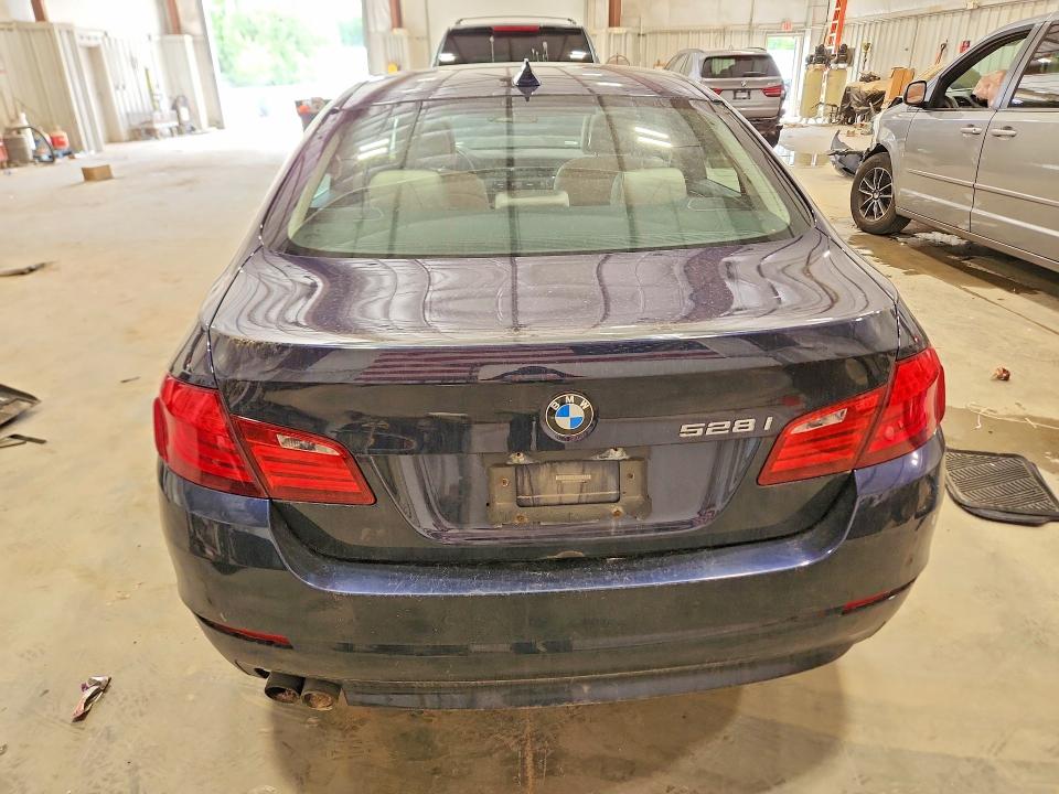 Продаж на аукціоні авто 2012 Bmw 528, vin: WBAXH5C54CDW03913, номер лоту: 55638486