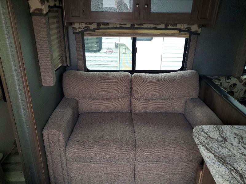 Продаж на аукціоні авто 2018 Keys Hideout, vin: 4YDT26R2XJN248207, номер лоту: 55424976
