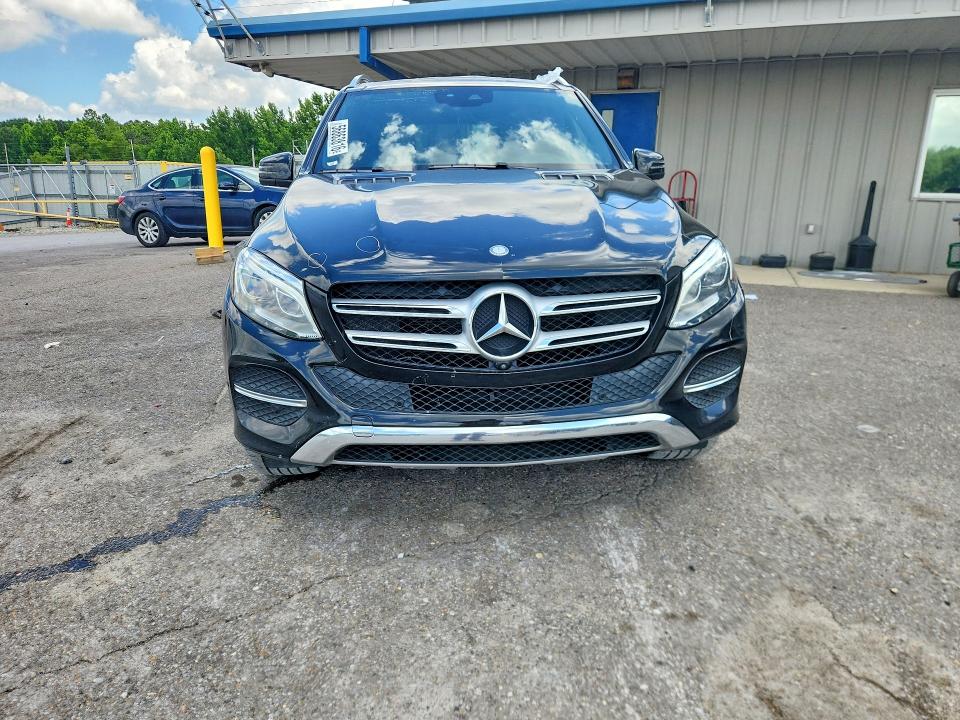 56863816 :رقم المزاد ، 4JGDA5JB5HA851742 vin ، 2017 Mercedes-benz Gle مزاد بيع
