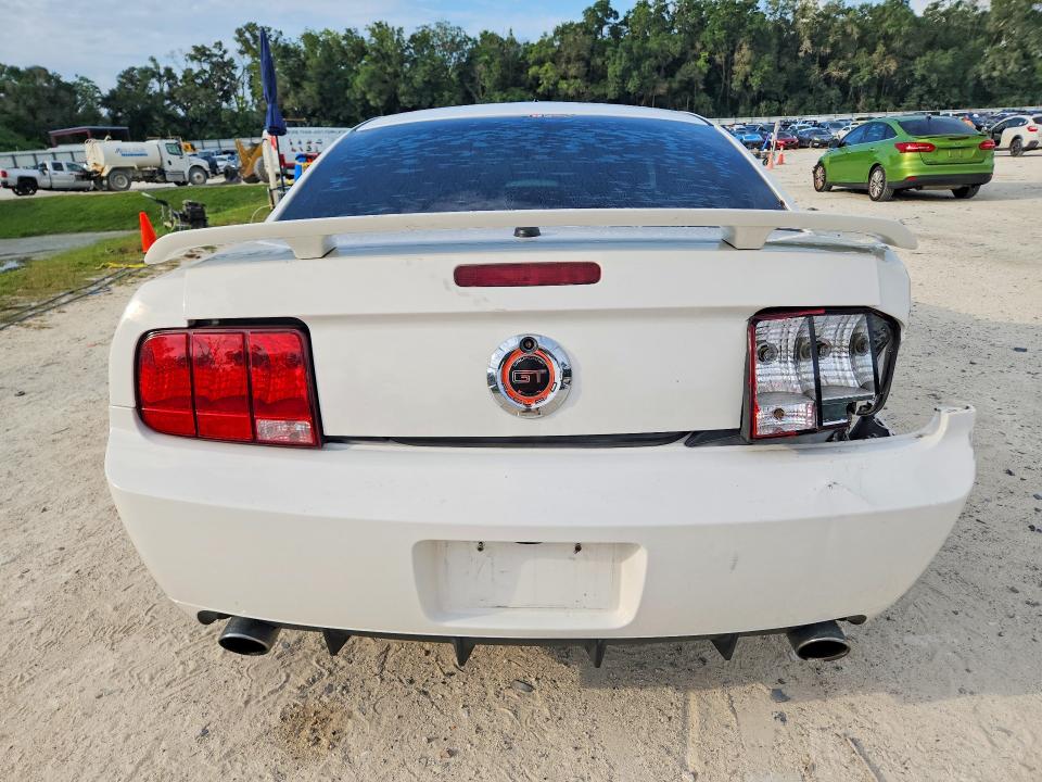 Продажа на аукционе авто 2008 Ford Mustang, vin: 1ZVHT82H285148772, номер лота: 58242426