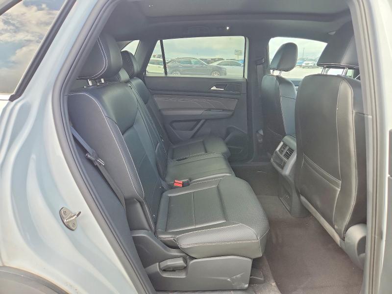 56681386 :رقم المزاد ، 1V2KC2CA3MC233387 vin ، 2021 Volkswagen Atlas Cross Sport مزاد بيع