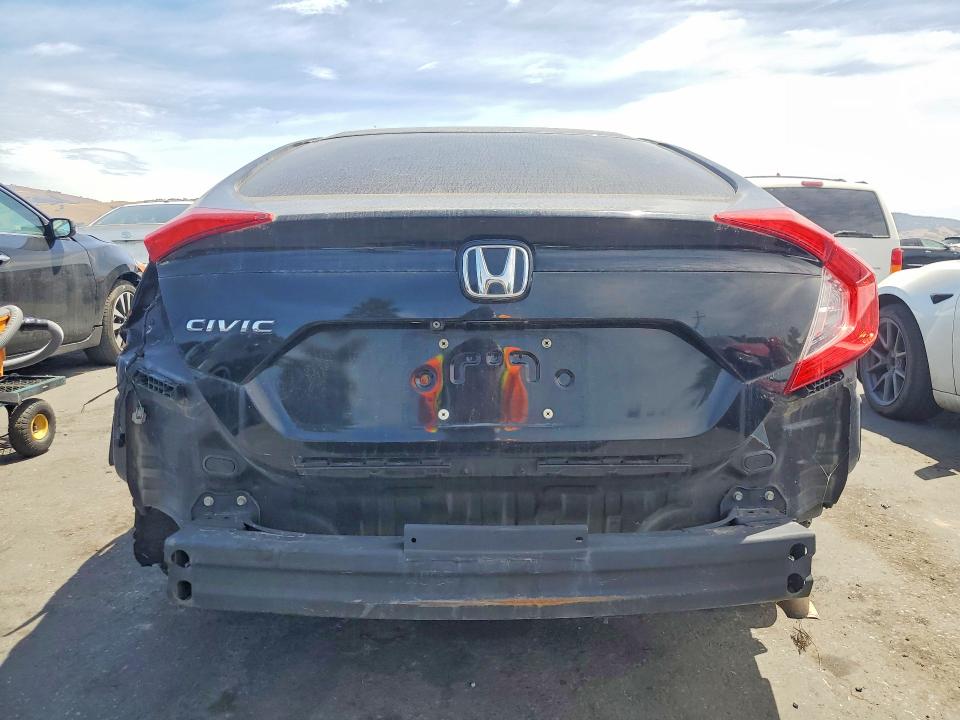 56267456 :رقم المزاد ، 2HGFC2F55HH501748 vin ، 2017 Honda Civic مزاد بيع