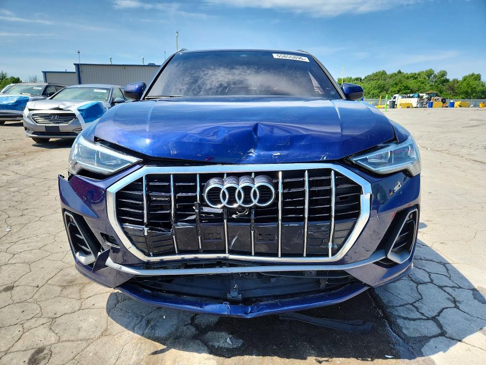 2021 Audi Q3 მანქანა იყიდება აუქციონზე, vin: WA1EECF31M1115677, აუქციონის ნომერი: 55855896