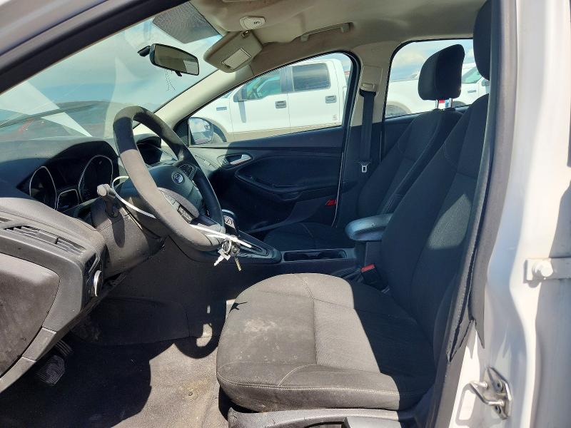 55946846 :رقم المزاد ، 1FADP3K22FL281986 vin ، 2015 Ford Focus مزاد بيع