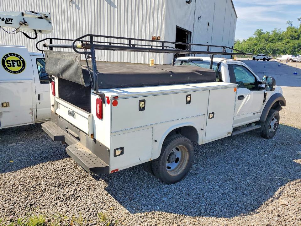54801566 :رقم المزاد ، 1FDUF5HT3KEF85427 vin ، 2019 Ford F550 مزاد بيع