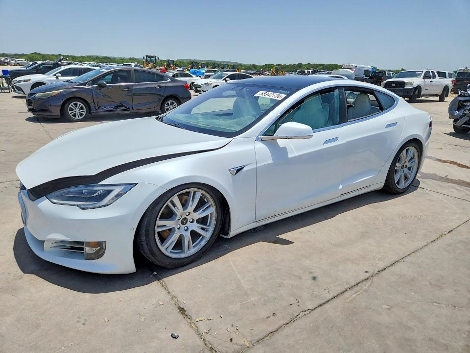 58943736 :رقم المزاد ، 5YJSA1E27LF411326 vin ، 2020 Tesla Model S مزاد بيع