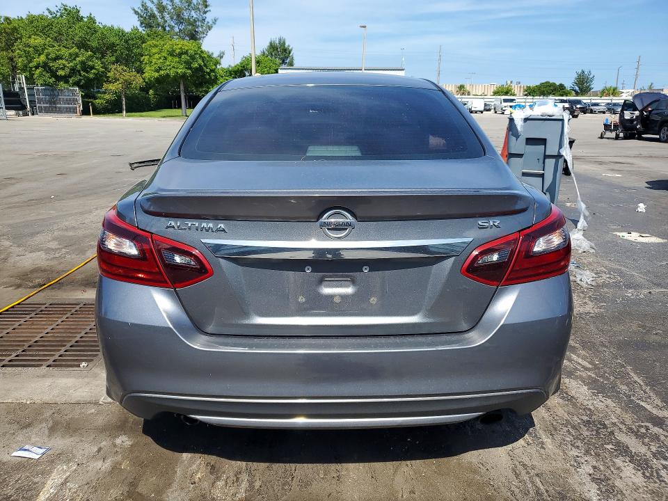 2018 Nissan Altima მანქანა იყიდება აუქციონზე, vin: 1N4AL3AP4JC116185, აუქციონის ნომერი: 85636625