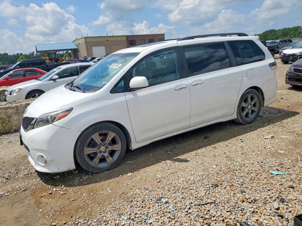 2016 Toyota Sienna მანქანა იყიდება აუქციონზე, vin: 5TDXK3DC2GS763546, აუქციონის ნომერი: 55551626