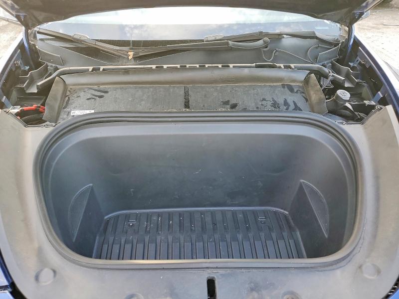 85457635 :رقم المزاد ، 7SAYGAEE8NF383562 vin ، 2022 Tesla Model Y مزاد بيع