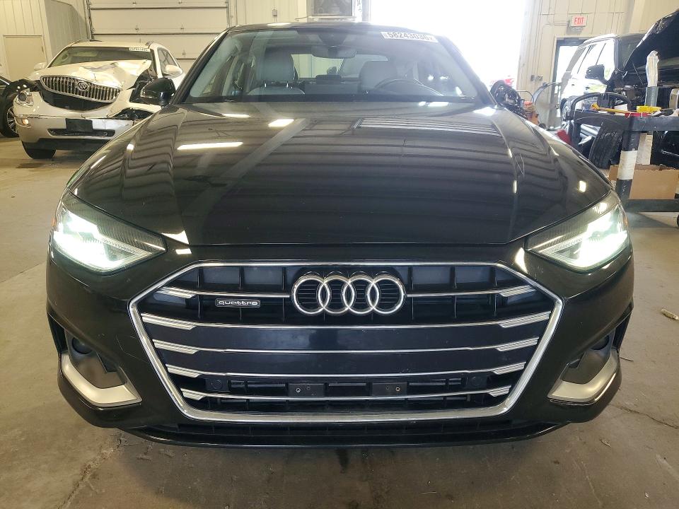 58243036 :رقم المزاد ، WAUABAF42MA078355 vin ، 2021 Audi A4 مزاد بيع