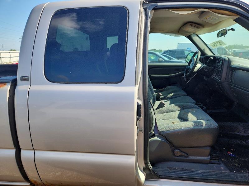 Продажа на аукционе авто 2005 Chevrolet Silverado, vin: 1GCHK29U65E206397, номер лота: 56291546
