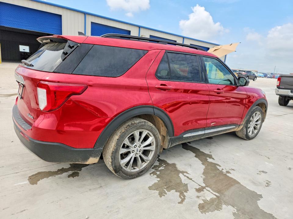 Продажа на аукционе авто 2022 Ford Explorer, vin: 1FMSK7DH8NGA21474, номер лота: 55078626